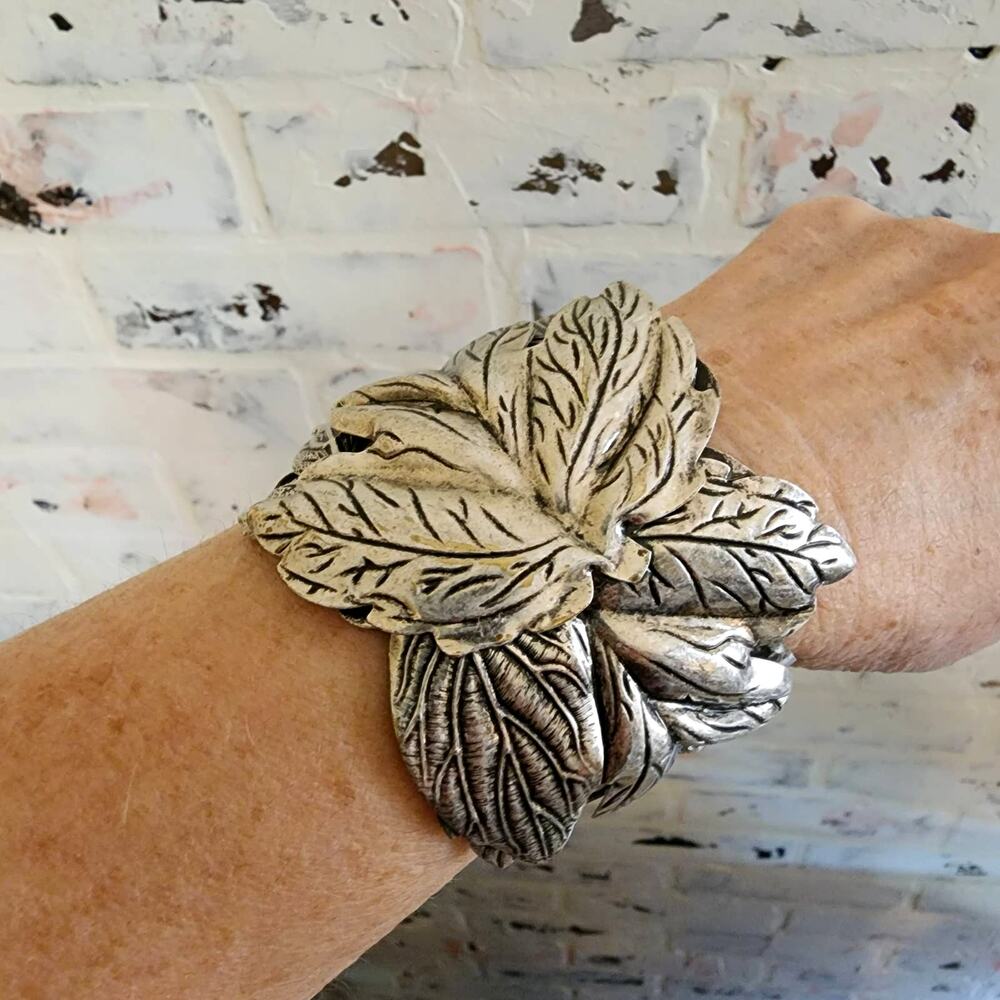 Bali Style Silver Tone Leaf Cuff Bracelet Boho Nature Inspired Jewelry Sz L